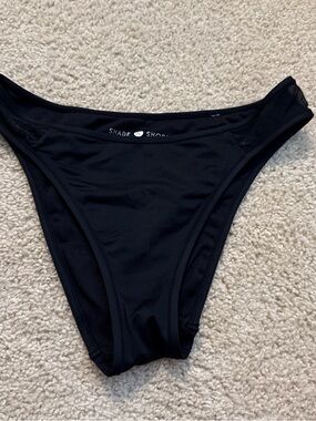 Shade & Shore Black High-Cut Bikini Bottoms